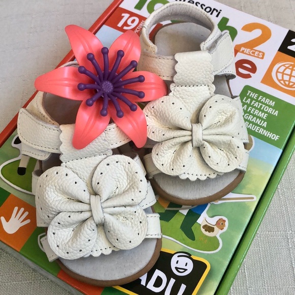 Other - Rubber Soled White Sandals